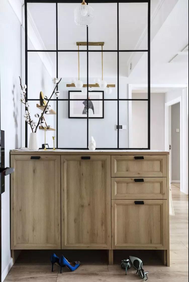 好的隔断设计呈现出一个温暖的家 好的隔断设计呈现出一个温暖的家